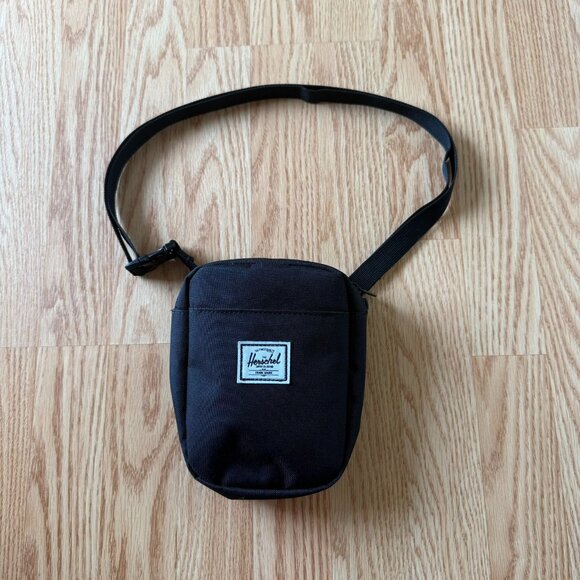 Herschel Black Mini Crossbody Belt Small Bag Utility Adjustable Strap Premium Qu - Picture 2 of 15